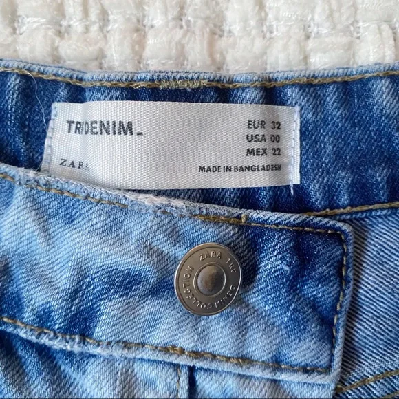 Zara trafaluc denim distressed hi-rise raw hem jean shorts acid light wash sz 00 - Picture 4 of 6